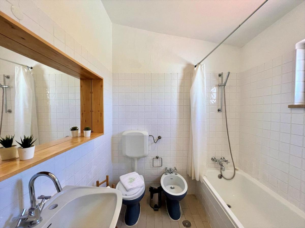 Armacao De Pera Twins 1 By Homing Apartment Ngoại thất bức ảnh